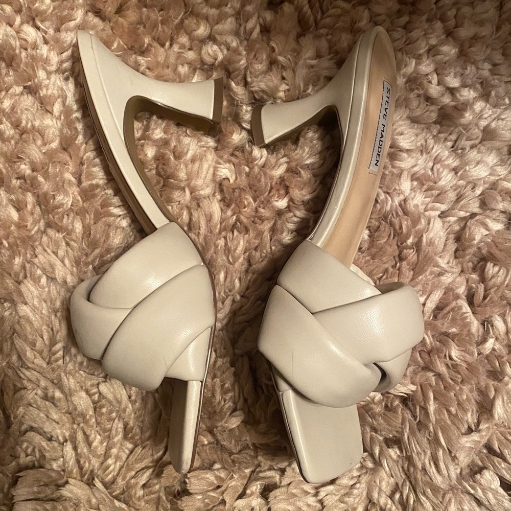 Steve Madden Sandal Size 9 - image 4